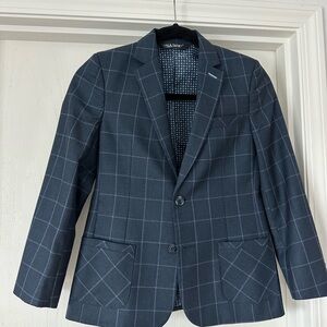 Gray Windowpane Blazer with Notched Lapels
